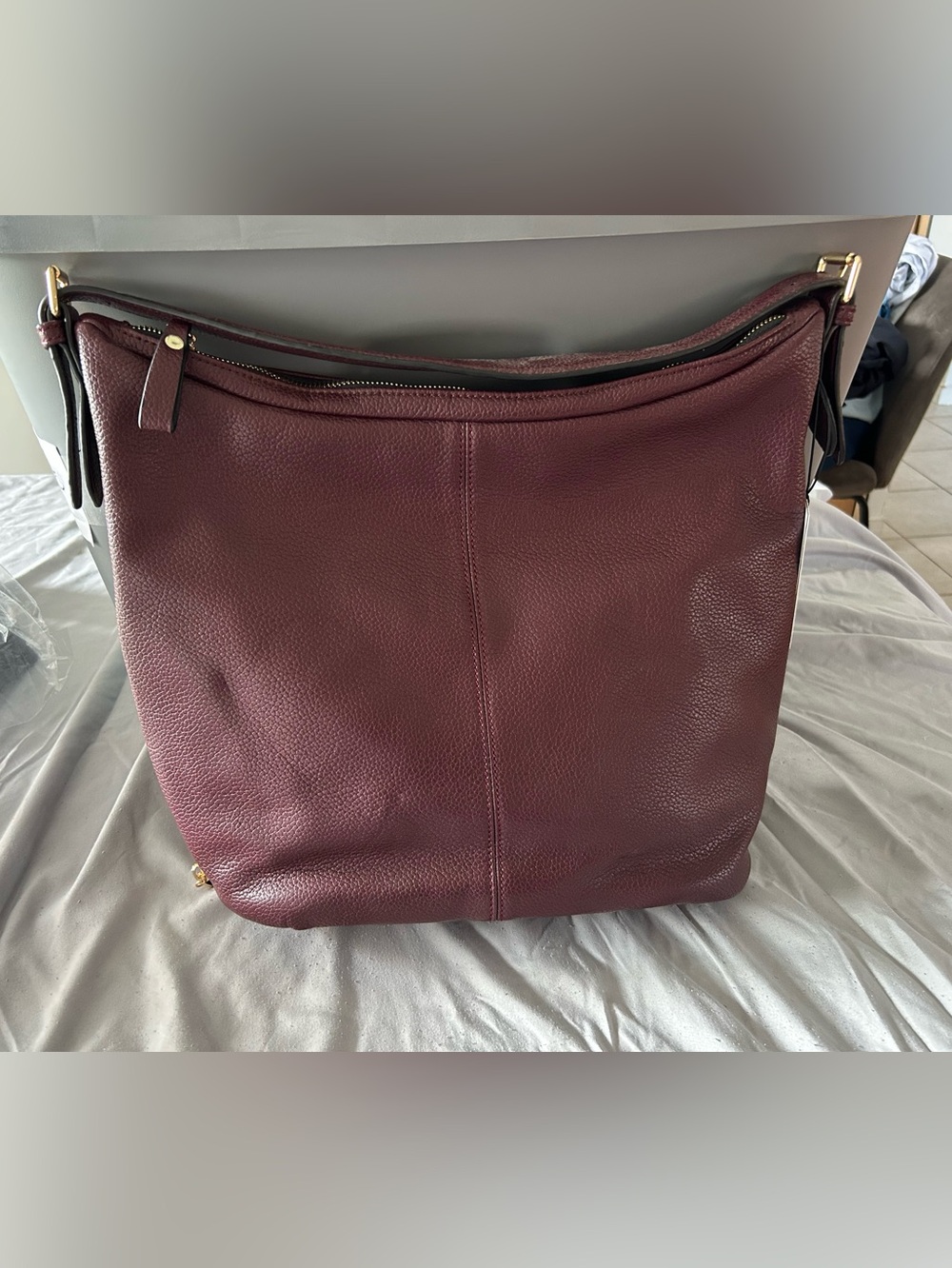 Women's Leather Hobo Bag in Deep Burgundy